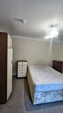 Room 2 photo 4