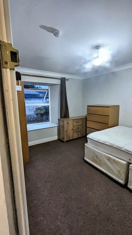 Room 6 photo 3