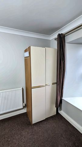 Room 6 photo 6